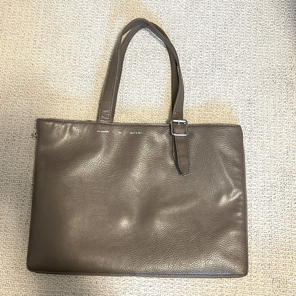 Matt & Nat Vegan Leather Laptop Bag - Picture 1 of 6